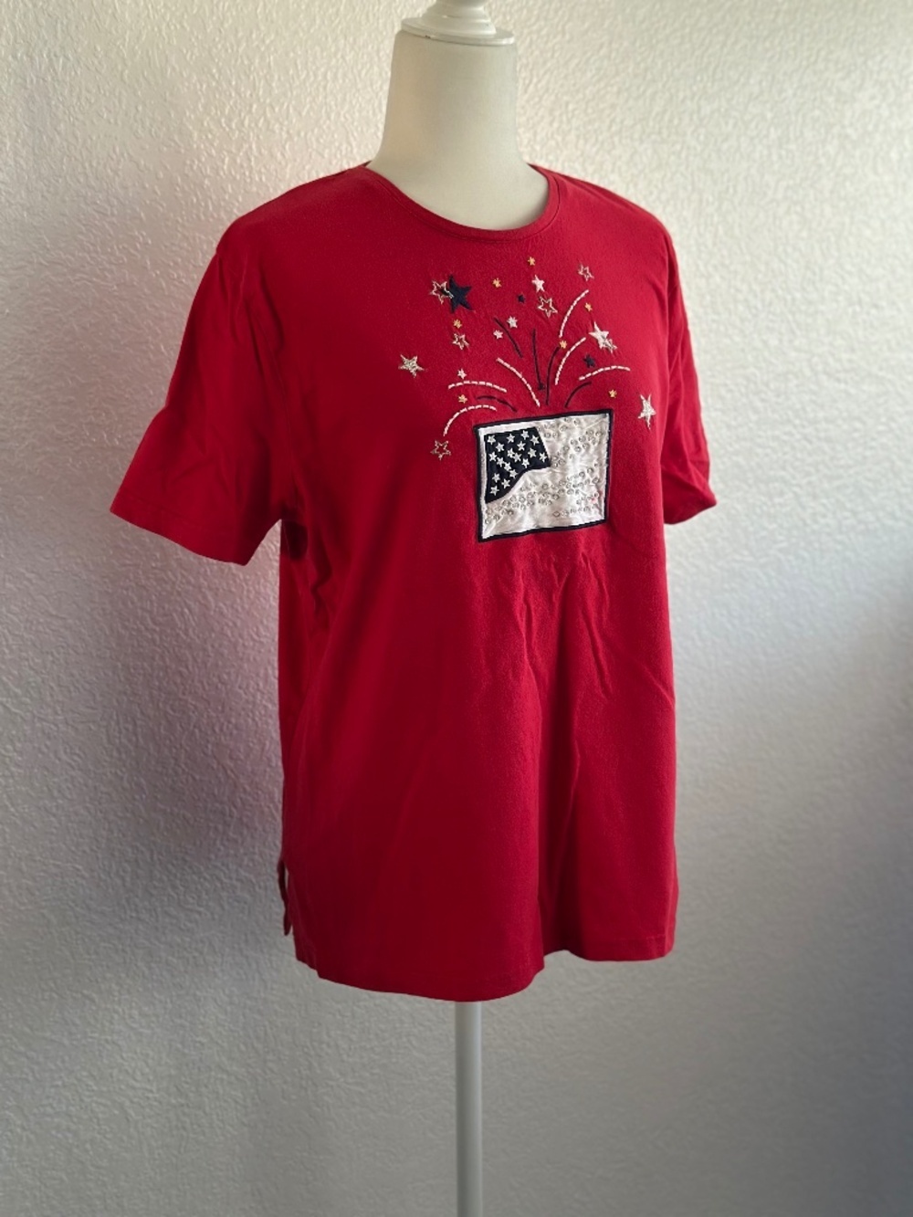 Karen Scott Petite Red Patriotic American Flag Fireworks Embellished T-Shirt PL